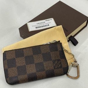 Louis Vuitton Key Pouch. 100% authentic.